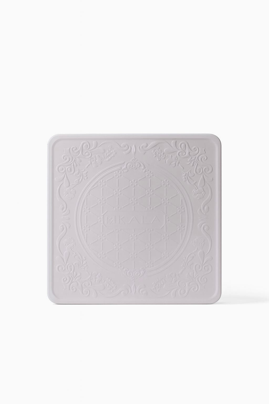LATA RELIEVE C PERFUME Y JABÓN